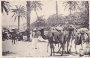 Laghouat.- (Algérie)  Place du Marché    - (belle animation)