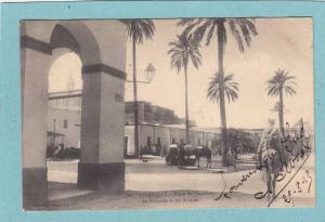 LAGHOUAT  -  Place du Chameau - La Mosquée et les Arcades  -  1915  - BELLE CARTE ANIMEE  -