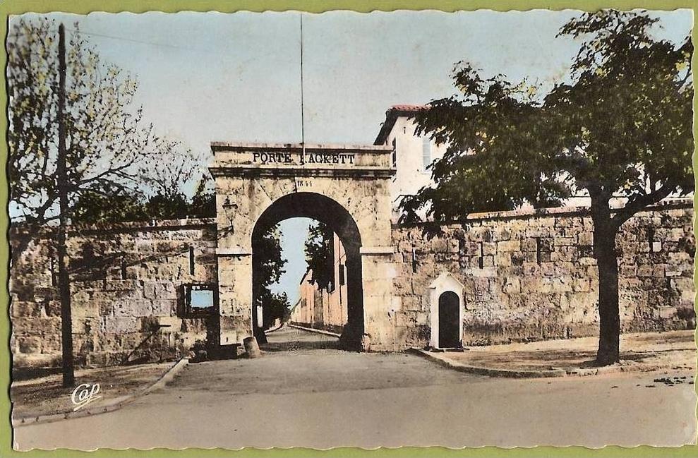 GUELMA - La Caserne - Porte Ackett
