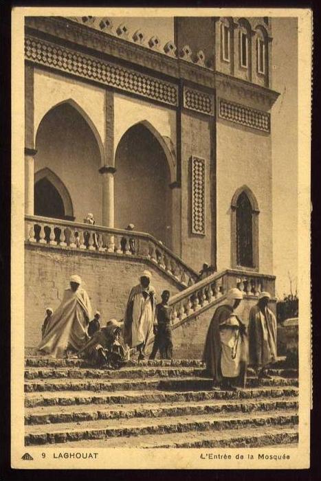cpa  Algérie  Laghouat  l' entrée de la Mosquée     DUA7