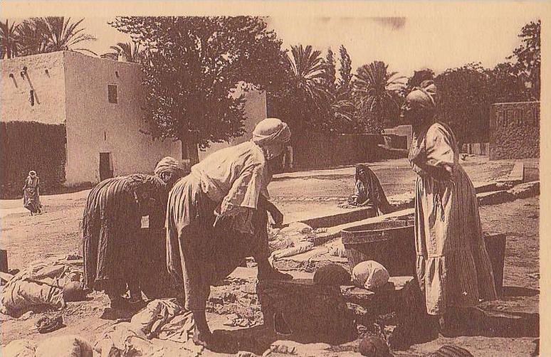 LAGHOUAT / LE LAVOIR DES NEGRESSES