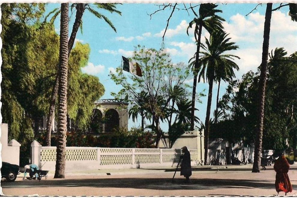 ALGERIE LAGHOUAT LA PREFECTURE CPSM NO 758 ANIMEE