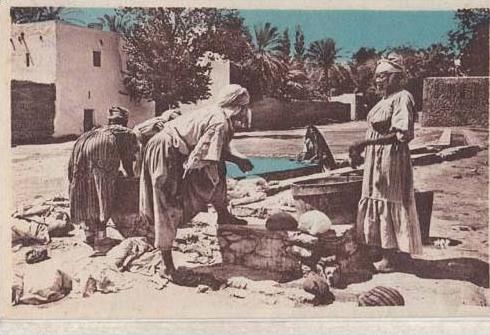 Algérie - Laghouat - Les laveuses à la Séguia   Achat Immédiat