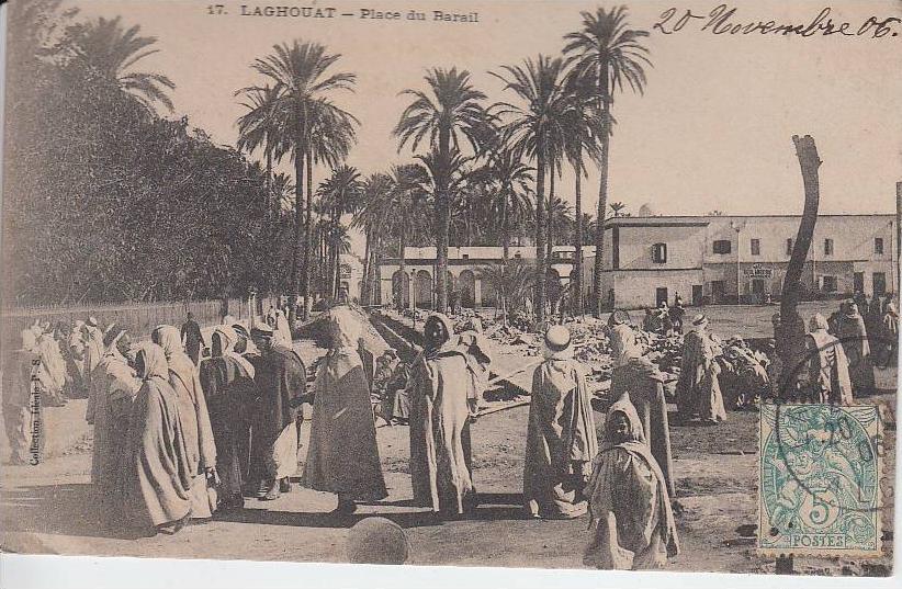 LAGHOUAT - Place du Barial