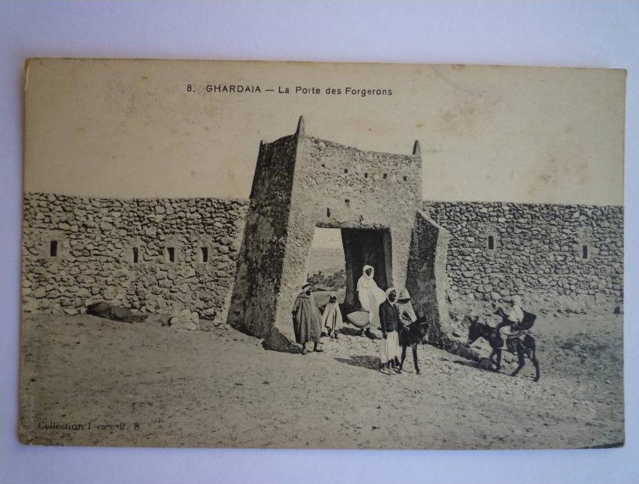 GHARDAIA  (Algérie)    La  Porte  des  FORGERONS