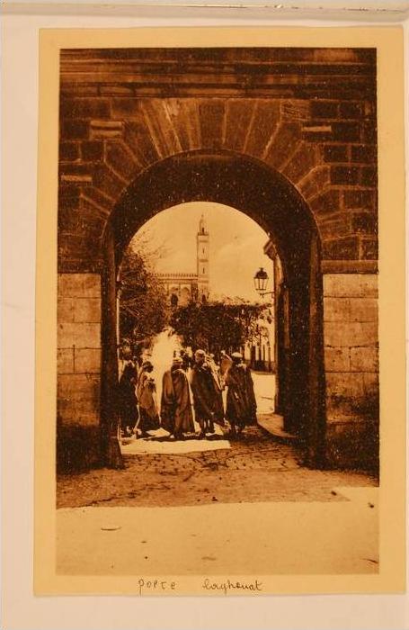 Algérie  Laghouat Port principale animée  Fêtes Centenaire 1930  (DSC191)