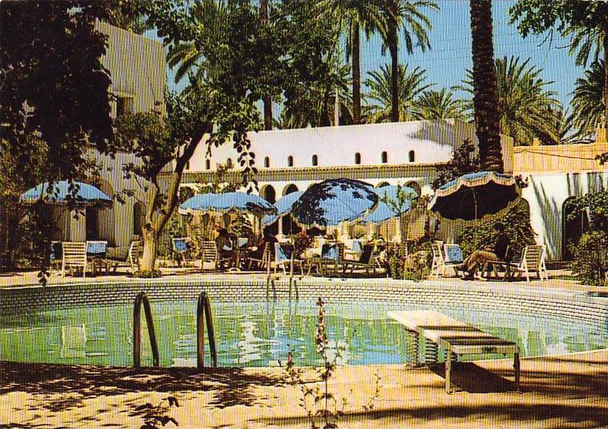 ALGERIE  LAGHOUAT  Intérieur de l'Hôtel Marhaba  ..... ( Ref FA1099 )