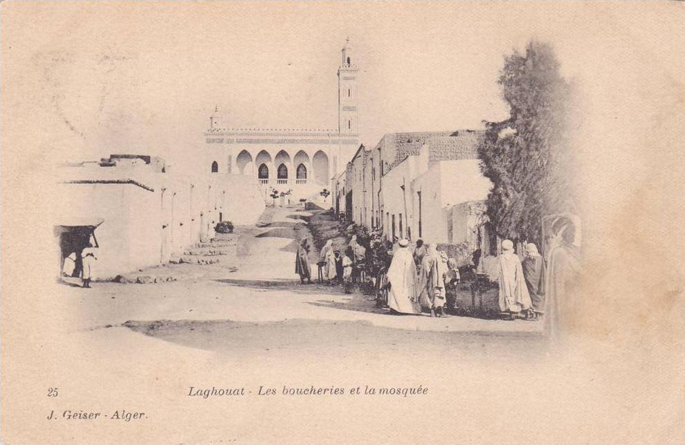 LAGHOUAT - LES BOUCHERIES ET LA MOSQUEE - original vintage postcard - LITHO
