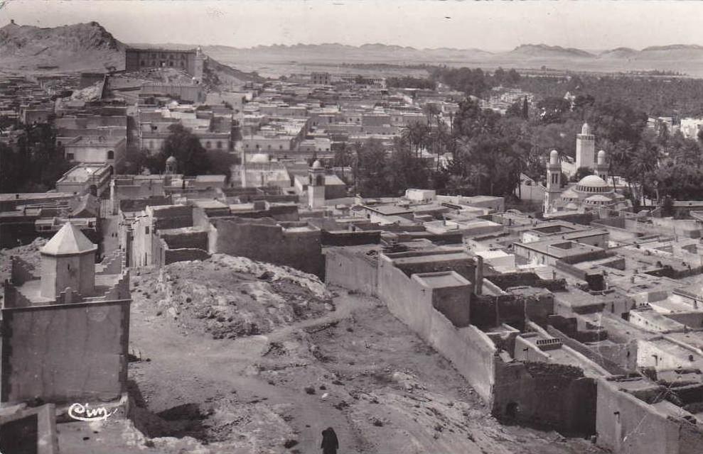 AFRIQUE,AFRIKA,AFRICA,MAG HREB,Algérie,Algéria,LAGH OUAT,sud algérien,the city,maison détruite,rare