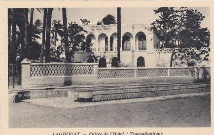Laghouat - entrée de l´Hôtel Transatlantique