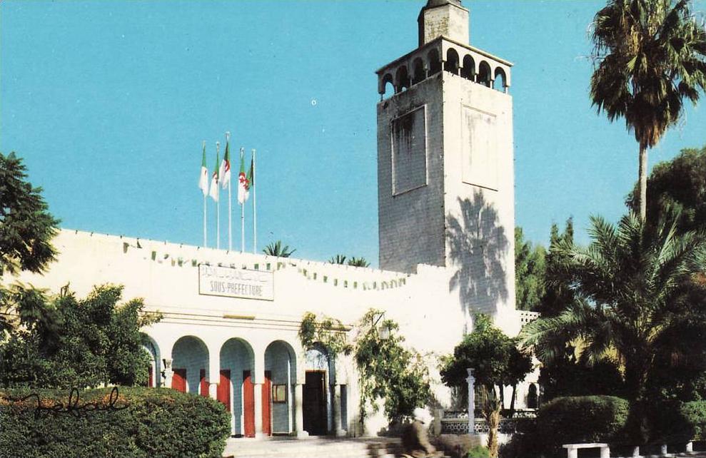 Algérie. Laghouat. La Sous Préfecture.