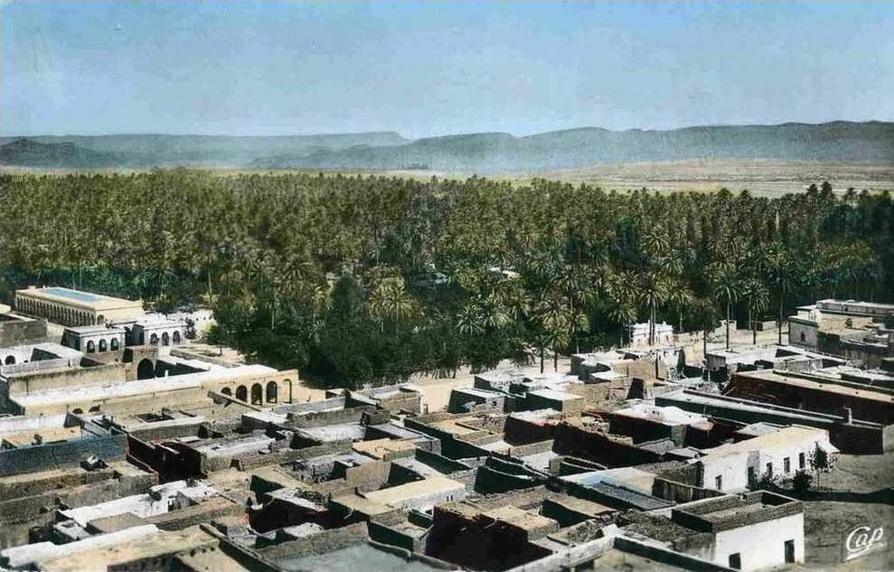 ALGERIE  - DZ-A32  - LAGHOUAT  -  PANORAMA VUE PRISE DE L' HÔPITAL MILITAIRE CÔTE EST