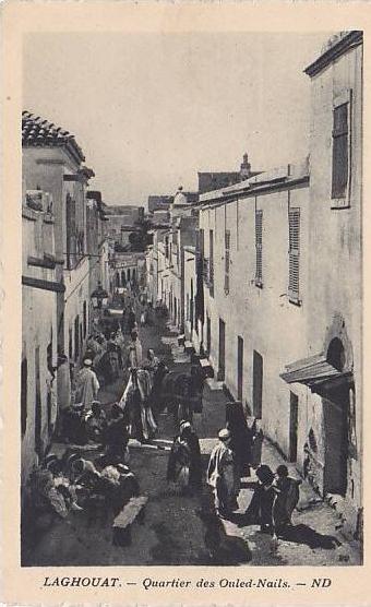 ALGERIE.LAGHOUAT.QUARTIER DES OULED NAIL voir au dos