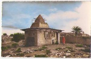 (Algérie) 127, M'Sila, Combier 221, Un Marabout