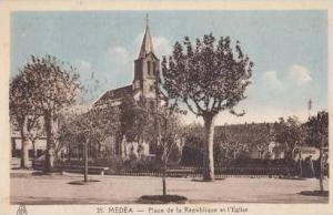 Algérie - Médéa - Place de la République et l' Eglise  Achat Immédiat