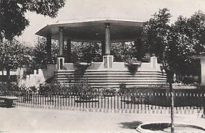 X9461 ALGERIE MEDEA LE KIOSQUE A MUSIQUE EN 1963