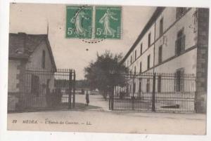 ALGERIE - MEDEA - l'Entrée des Casernes