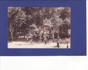 5247)  MEDEA place de la republique animée ( ETAT  TRES TRES BON)