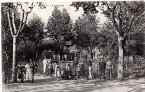 9. MEDEA - Le Square