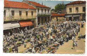 CPSM FORMAT CPA  MÉDÉA   LA PLACE DU MARCHÉ