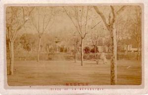 Algérie - Medeah -  Photo format 10.6 x 6.8 cm - Place de la République