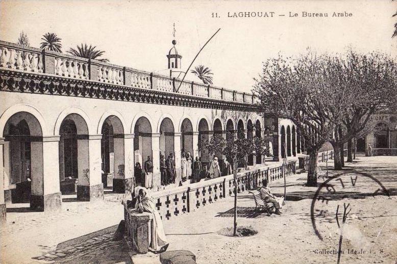 LAGHOUAT - LE BUREAU ARABE belle animation