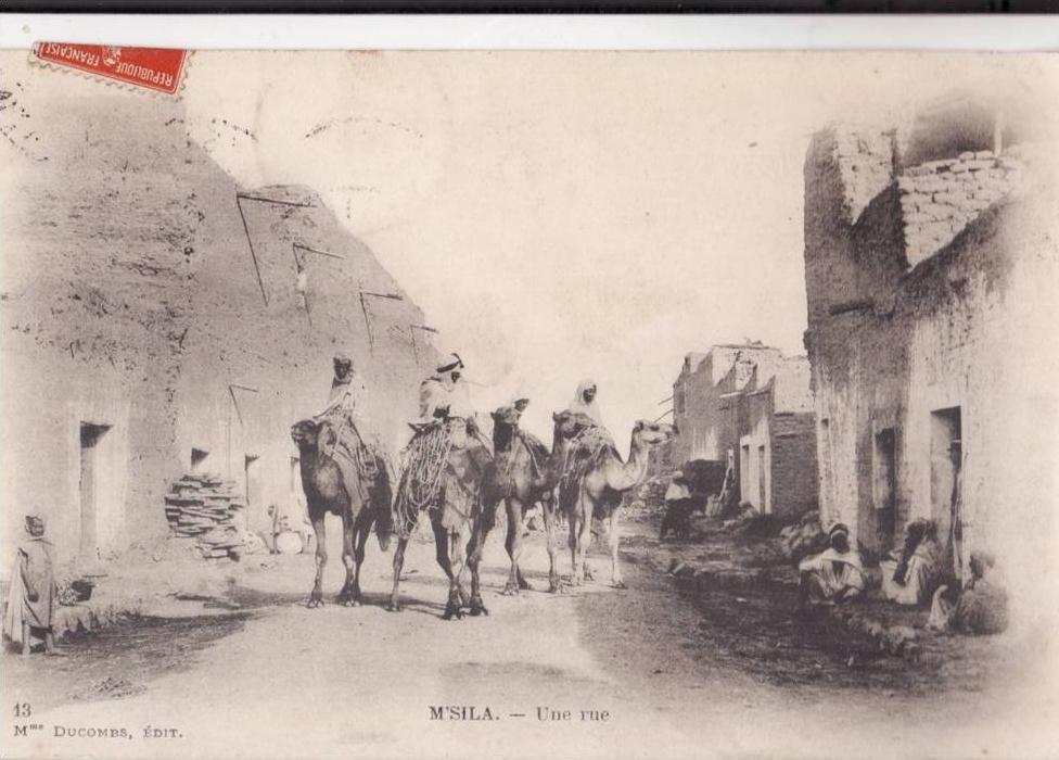 M'SILA.   UNE RUE.