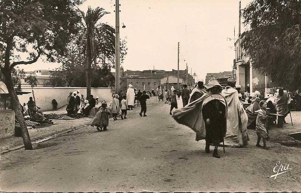 1946 ; M'SILA    AVENUE  BARIKA     animee