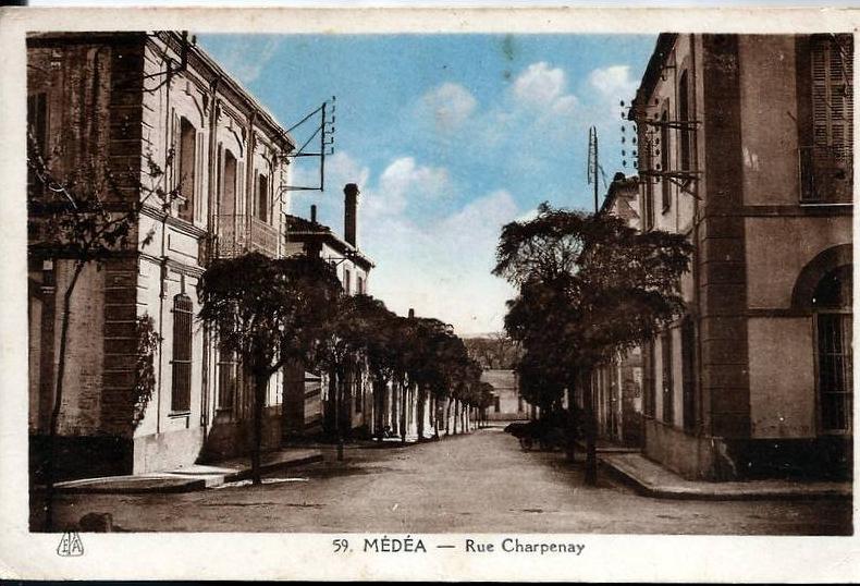 ALGERIE  - MEDEA -  Rue Charpenay