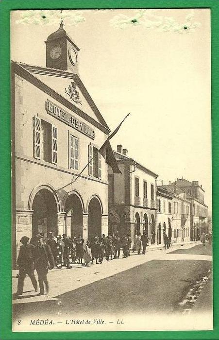 cpa  ALGERIE   ,  Médéa  L'hôtel de Ville         ..........LMC15