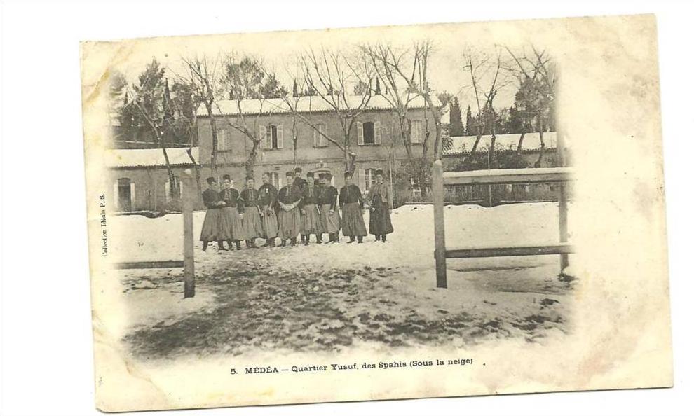 MEDEA QUARTIER  YUSUF DES SPAHIS  SOUS LA NEIGE