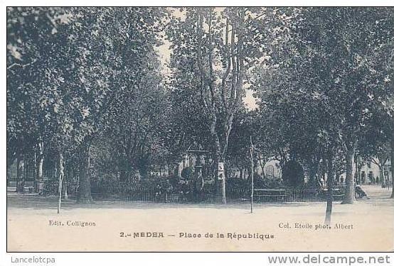 MEDEA / PLACE DE LA REPUBLIQUE