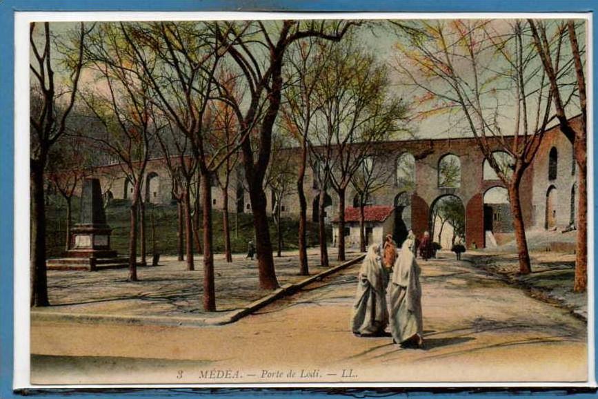 ALGERIE -- Médéa --  Porte de Lodi