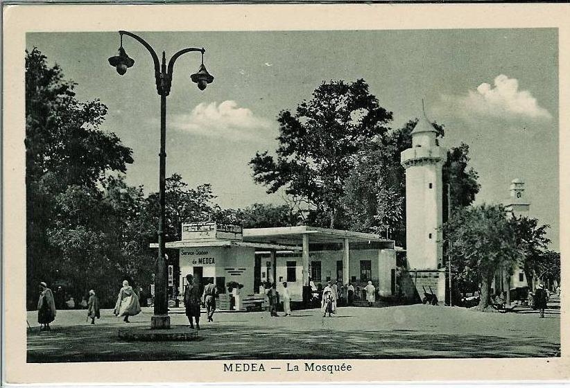 ALGER-MEDEA-LA MOSQUEE