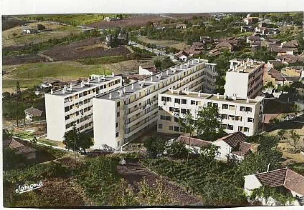 MEDEA LES NOUVEAUX HLM SUR LA ROUTE DE LODI