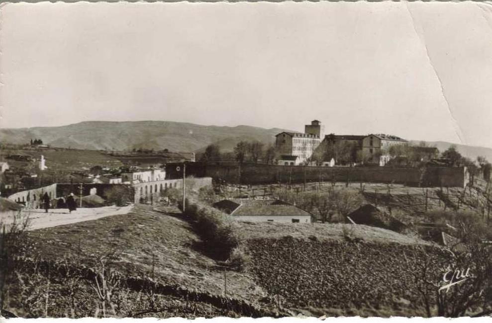 CPSM MEDEA (Algérie) - L'hôpital