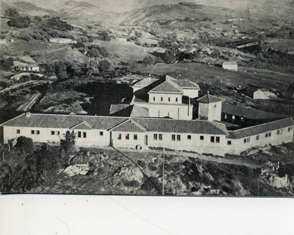 CPSM MEDEA 4 PAGES LES BENEDICTINS ETABLIES A MEDEA VOIR SCANER