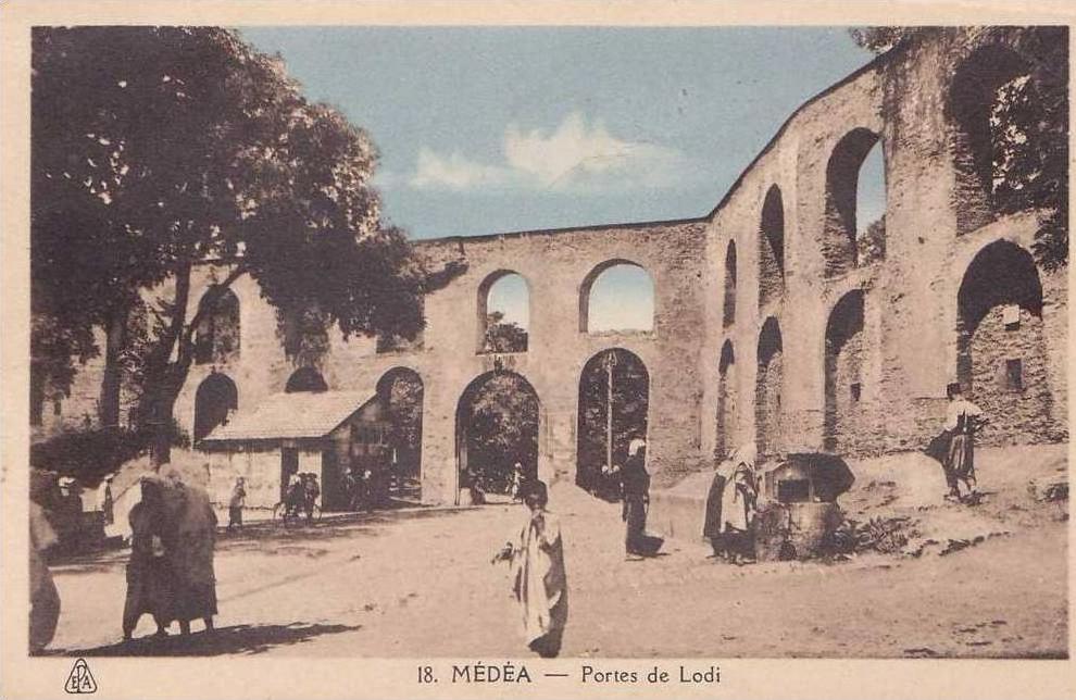 Médéa.- (Algérie) Portes de Lodi  - (belle animation)