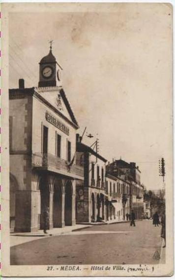 Medea - Hotel de Ville