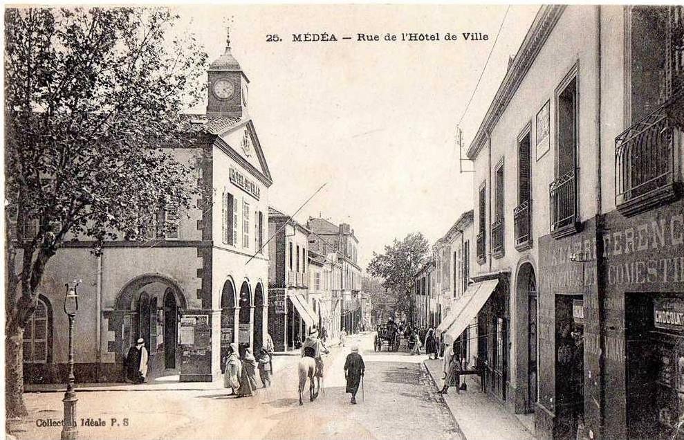 25. MEDEA - Rue de l'Hôtel de Ville