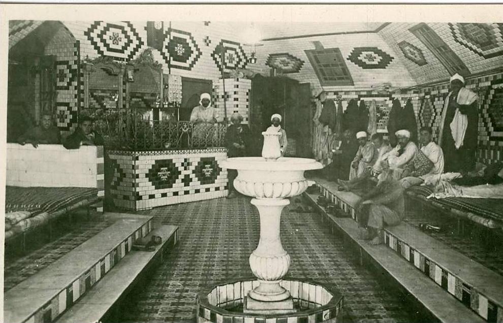 MEDEA - Intérieur du nouveau bain maure