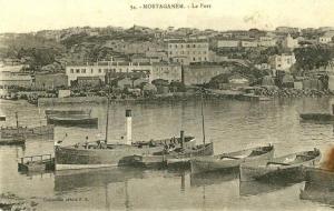 Mostaganem. le port et vue de la ville de Mostaganem