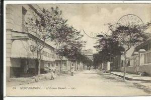 CPA ( Mostaganem , l'Avenue Raynal )