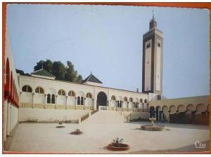 C. Postale  ALGERIE - MOSTAGANEM - Cour de la Mosquée et Minarets (Ed. Bakhti, 1970)