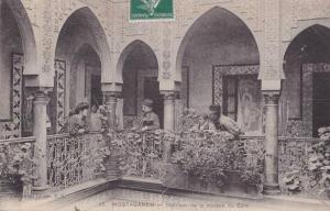 Mostaganem.- (Algérie) Intérieur de la maison du Caid