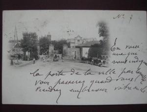 MOSTAGANEM - Porte de la ville - Précurseur 1900