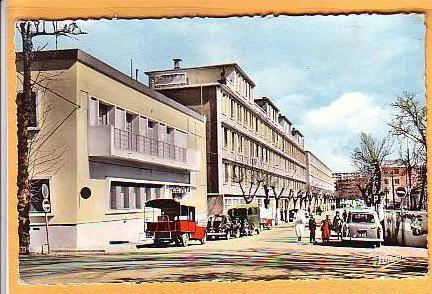 REF6938   ALGERIE. MEDEA. LA POLICE D´ETAT ET LES H.L.M. BELLE ANIMATION CLICHE  JANSOL A CHAMBERY