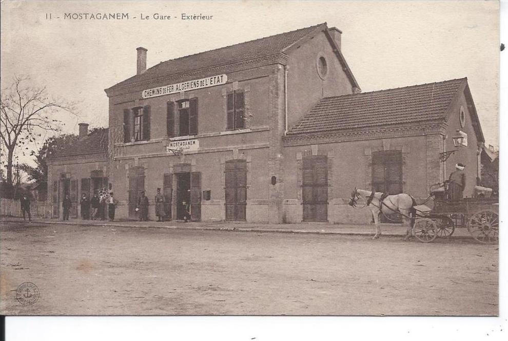 ALGERIE - MOSTAGANEM - La gare, extérieur