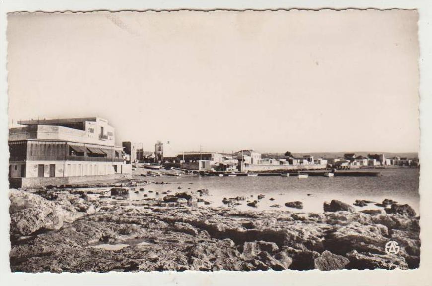 cpsm Algérie  Environs de Mostaganem  La Plage de la Salamandre