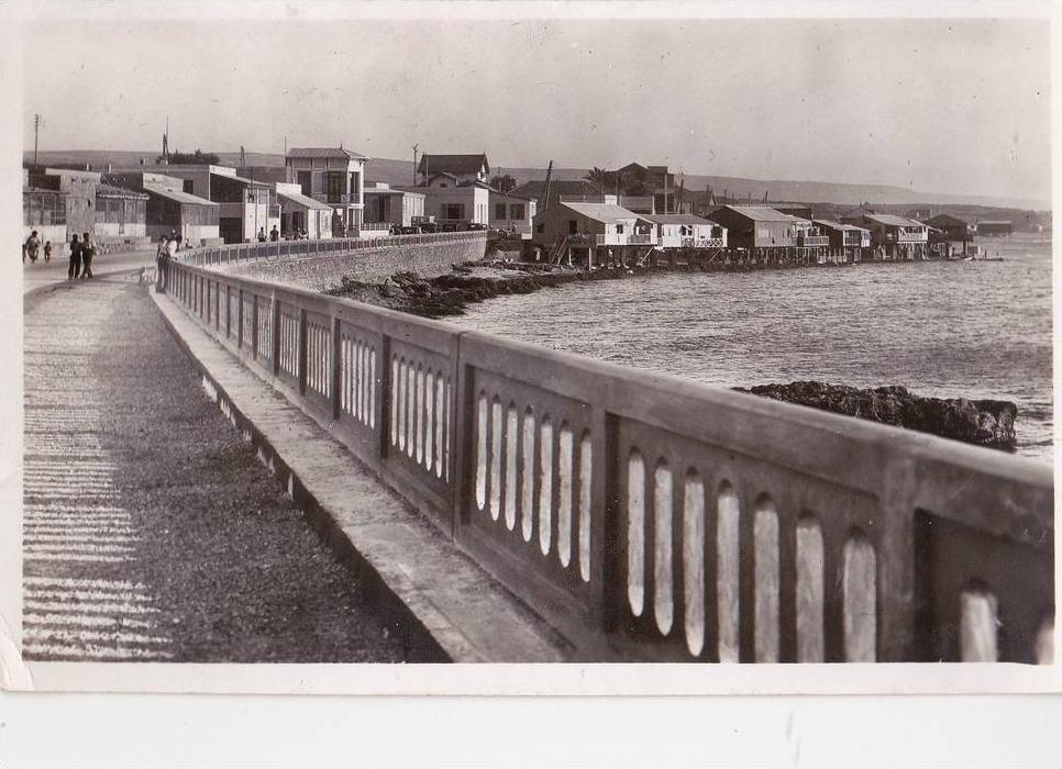 MOSTAGANEM place de la Salamandre la promenade